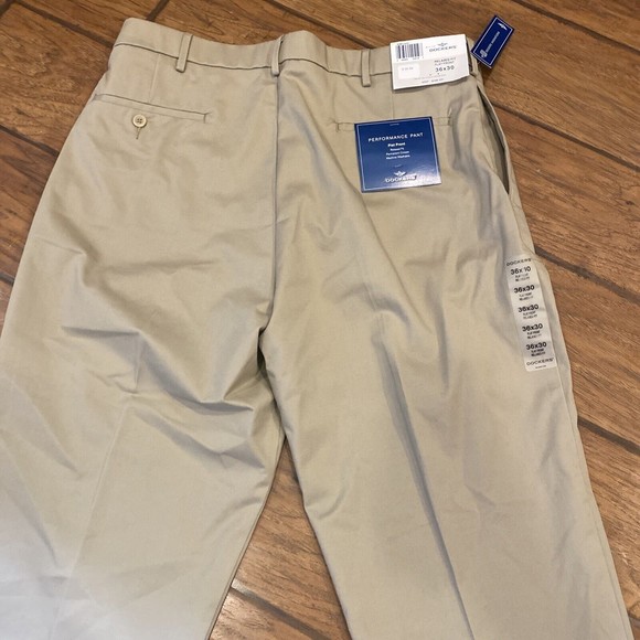 Dockers Pants Nwt Mens Dockers Performance Khaki Pleated Relaxed